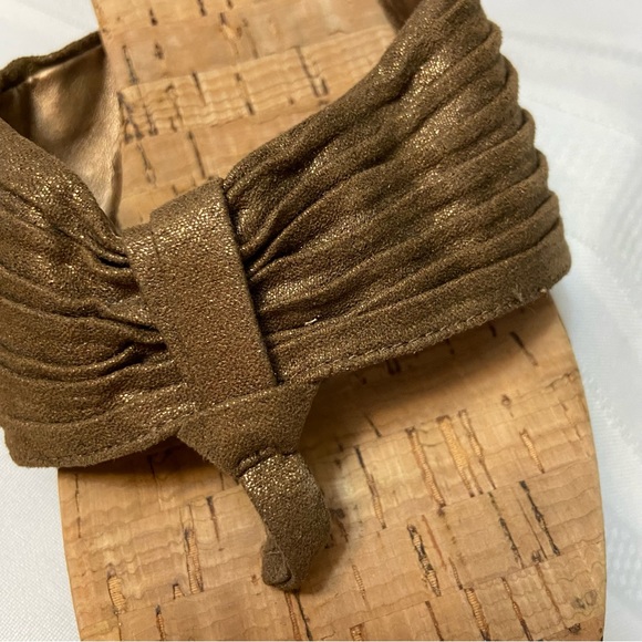 SALE - Moda Womens Cork Wedge Thong Metallic Brown Mesh Fabric Sandals -size 8 - Picture 6 of 7